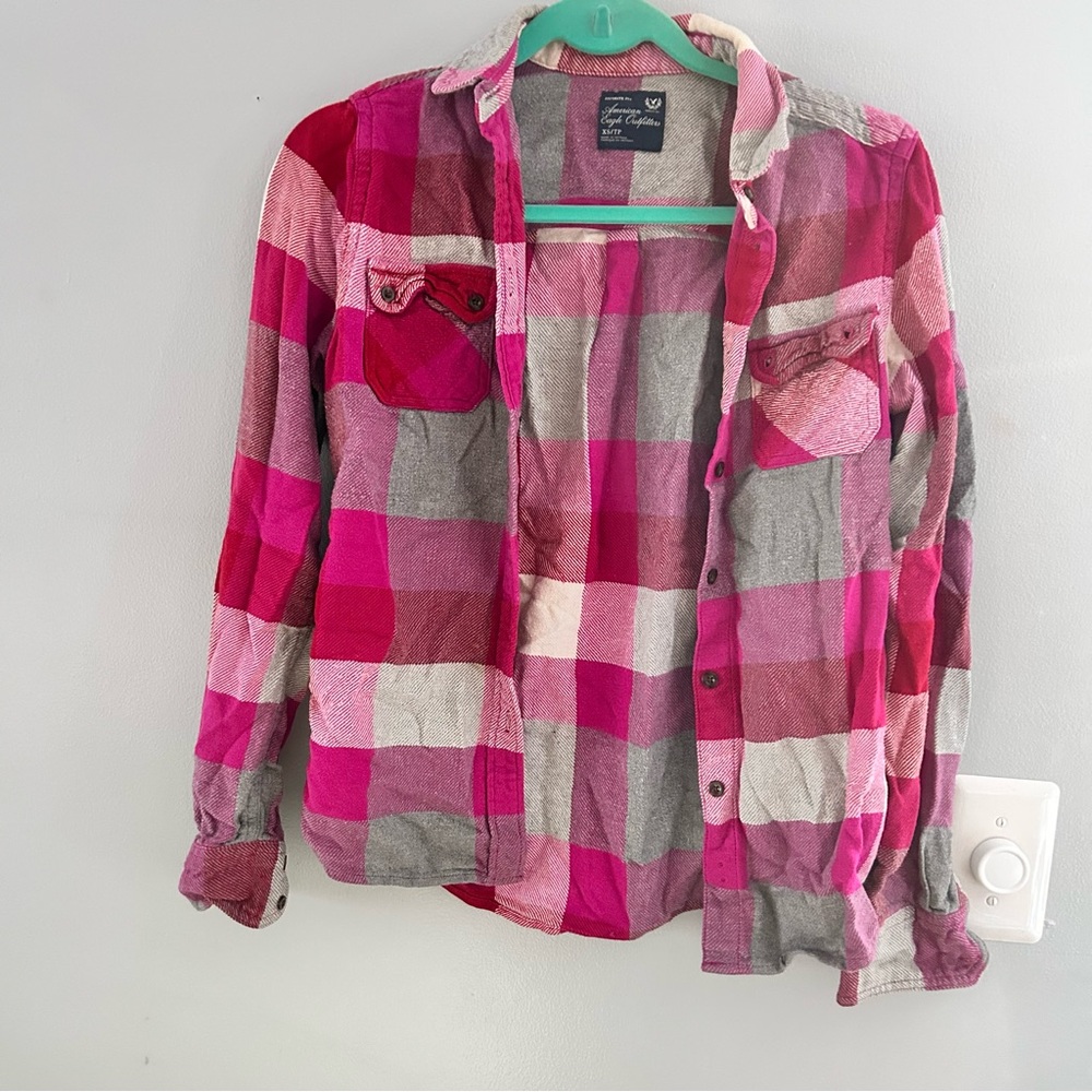 American Eagle Outfitters Pink and Gray Checkered Shirt
